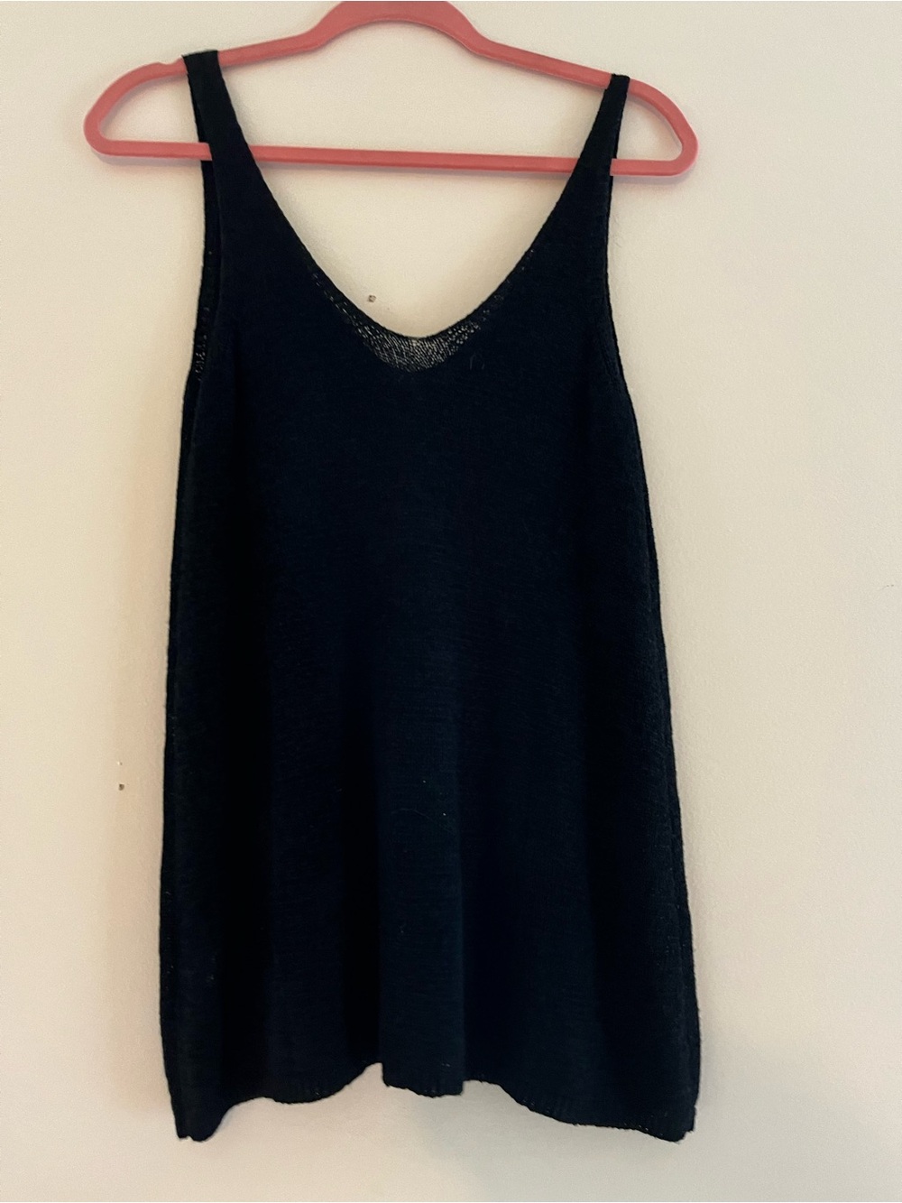 Black Women's V-Neck Knit Tank Top - Brand
